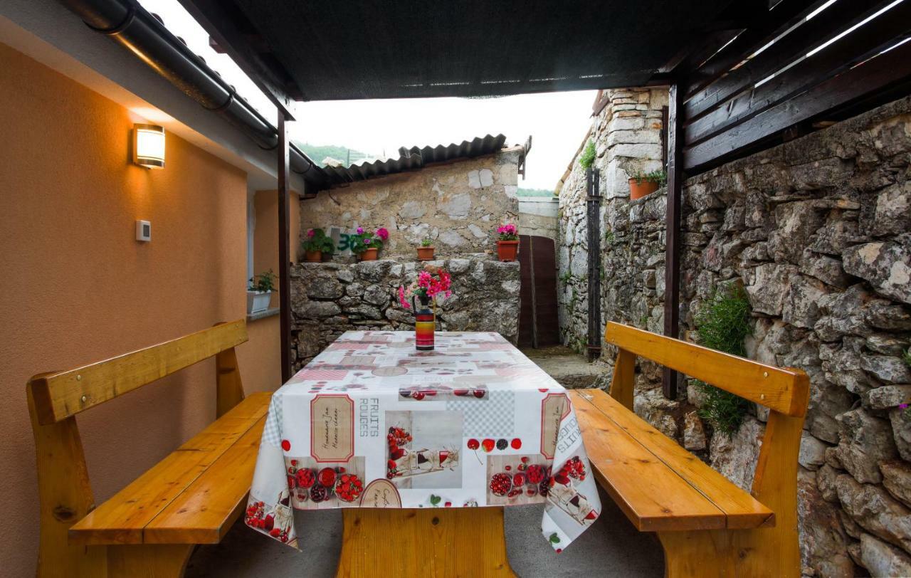 Holiday Homes Mirjana Moscenicka Draga Bagian luar foto