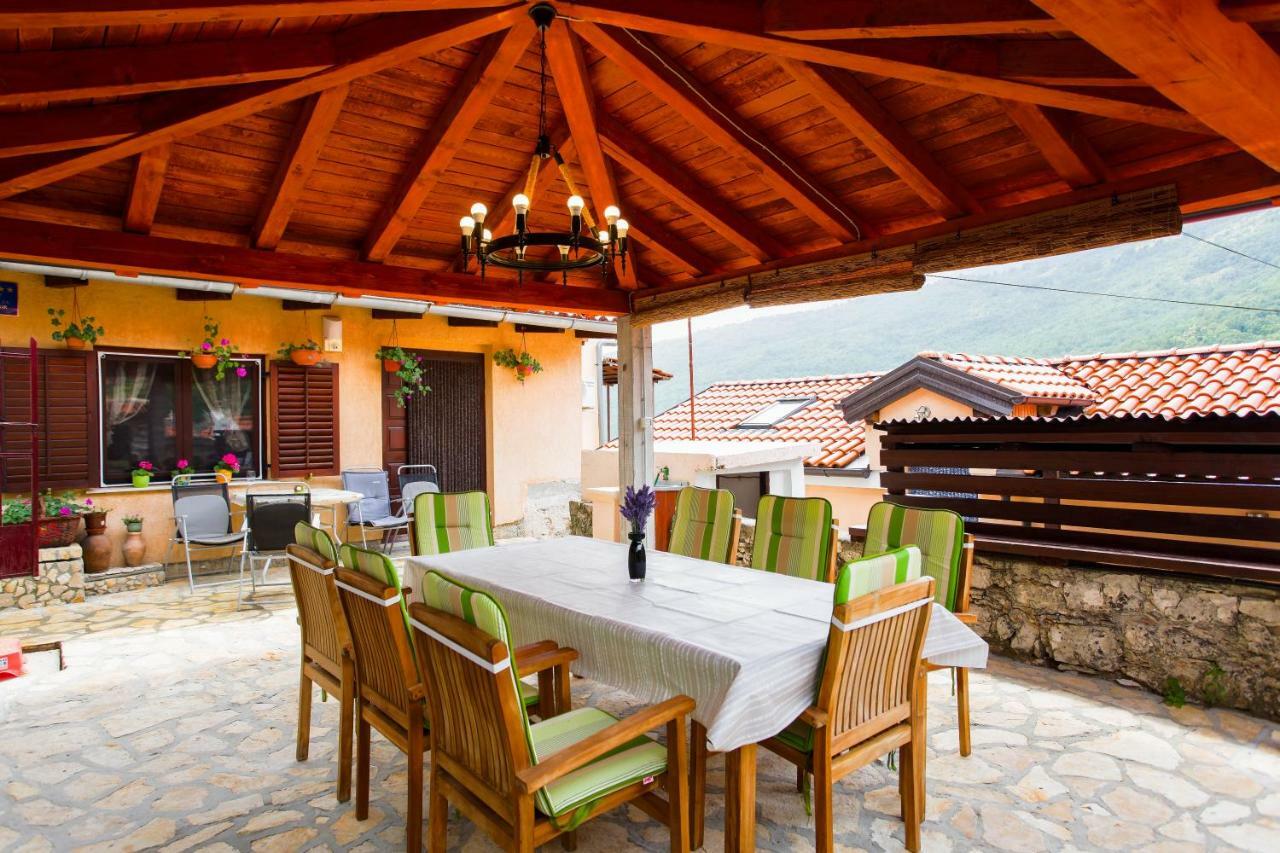 Holiday Homes Mirjana Moscenicka Draga Bagian luar foto