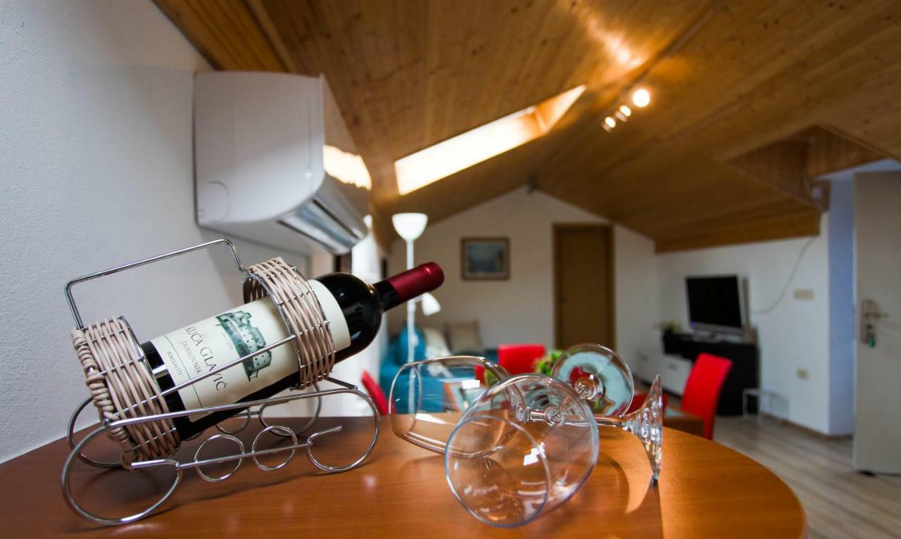 Holiday Homes Mirjana Moscenicka Draga Bagian luar foto
